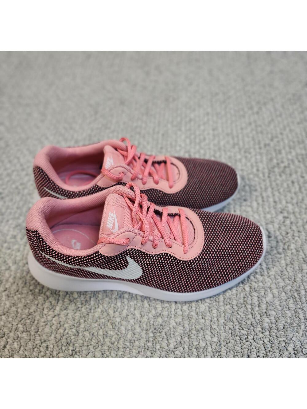 Nike Tanjun Women's Pink and Burgundy Running Sneakers Size 9